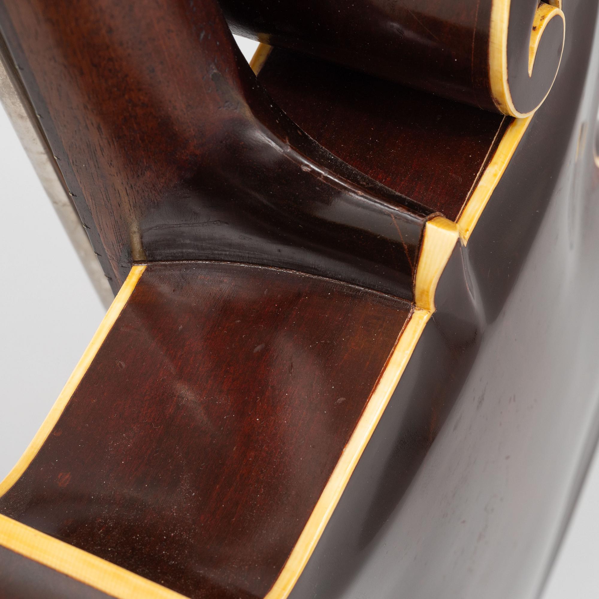 Gibson, "Style O", acoustic guitar, 1921, USA.