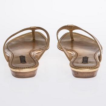 SKOR, Louis Vuitton.