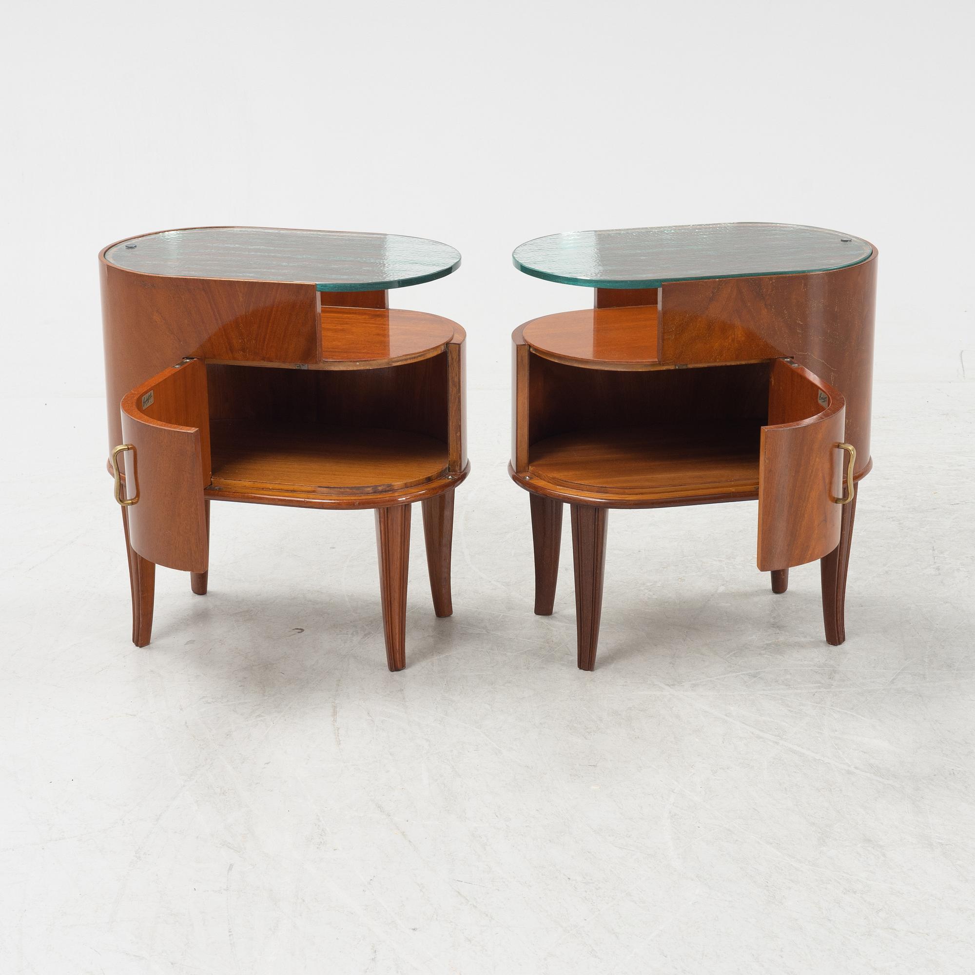 Axel Larsson, sannolikt. Sängbord, ett par, Swedish Modern, Svenska Möbelfabrikerna Bodafors, 1940-tal.