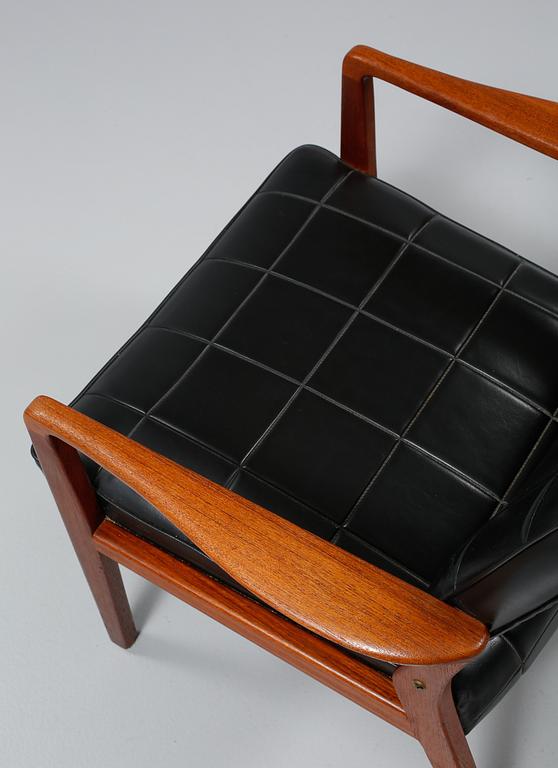 FÅTÖLJER, ett par, 1950/60-tal.