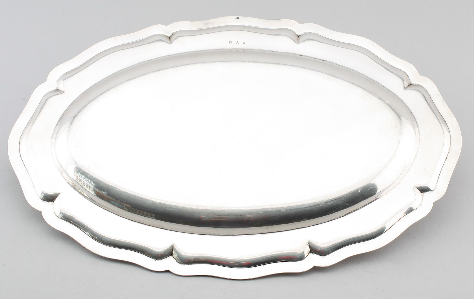 SERVERINGSFAT, silver, Danmark 1918. Vikt ca 1391 g.