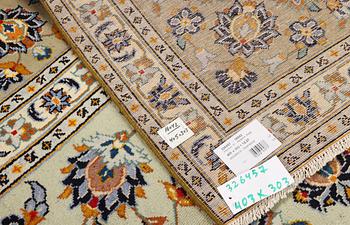 Carpet, Keshan, 403 x 303 cm.