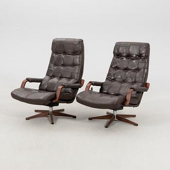 Armchairs, a pair by Göte Möbler, 1970s.