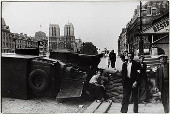 HENRI CARTIER-BRESSON, gelatin silver print stamped by the photographer and with Europapress AB copyright stamp verso.