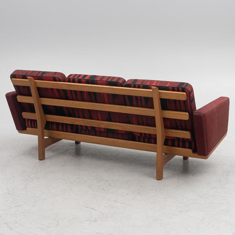 Hans J. Wegner, sofa "GE236" Getama, Gedsted, Denmark, 1960s.