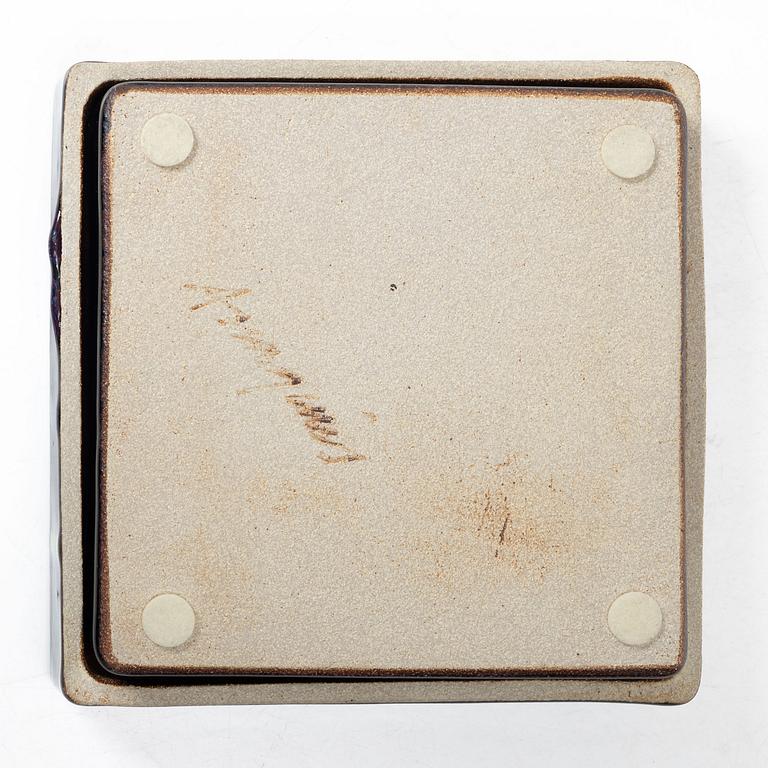 Tomas Anagrius, Box with lid.