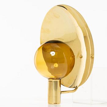 Hans-Agne Jakobsson, vägglampa, modell "V-180", Markaryd.