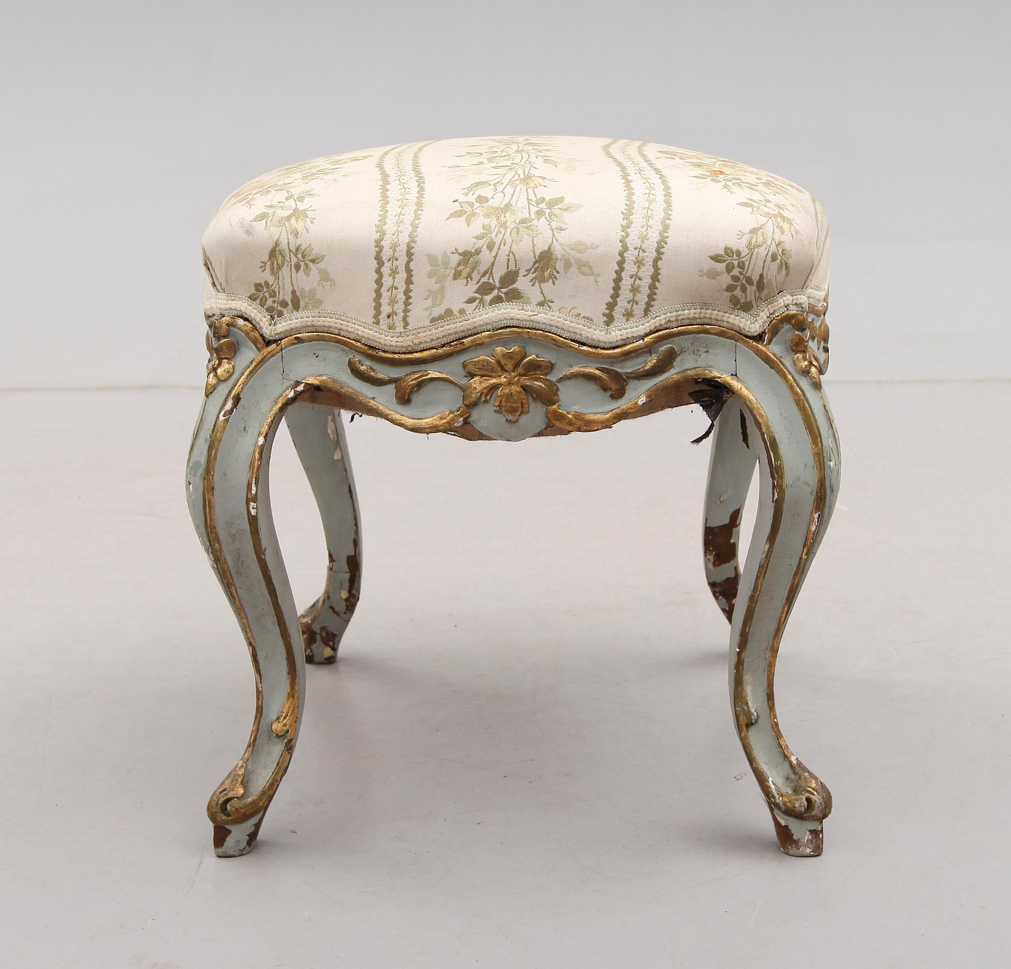 TABURETT, rokokostil, 1800-talets andra hälft.