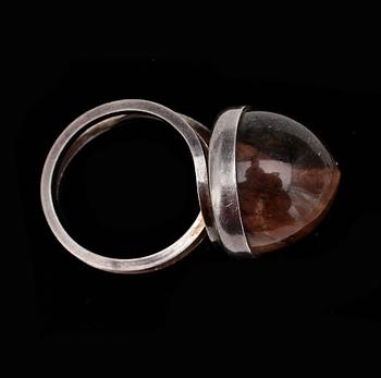 ARMRING samt RING, silver och sten, Stenlya. 1968 resp 1970. Tot vikt ca 57 g.