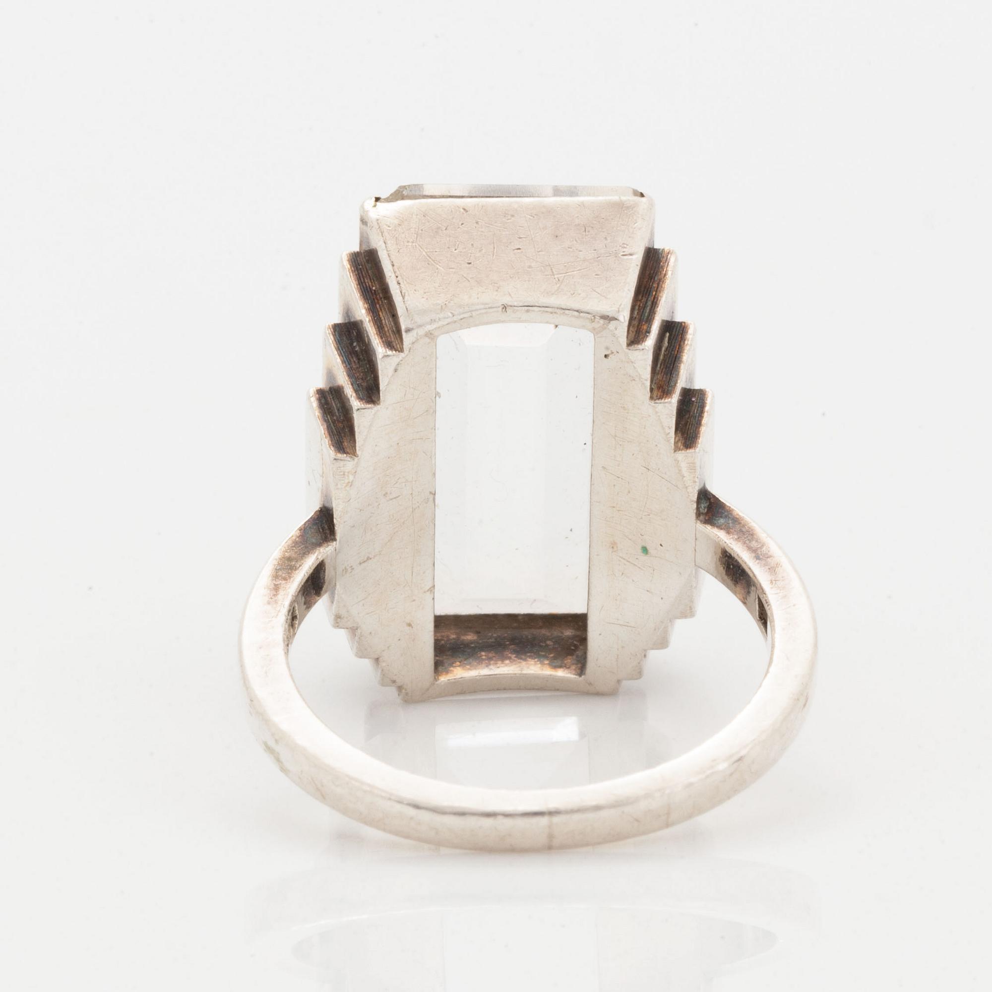 Wiwen Nilsson, sterlingsilver and rock crystal ring.