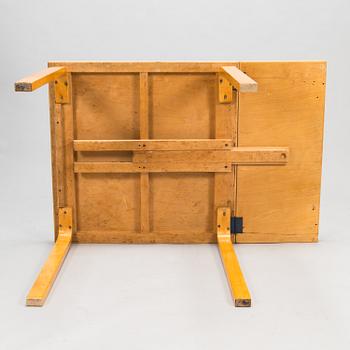 Alvar Aalto, a mid 20th century folding table, four chairs and two stools for Artek.