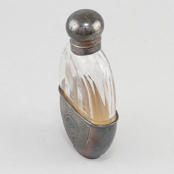 FICKPLUNTA, silver samt glas, 1900-tal.