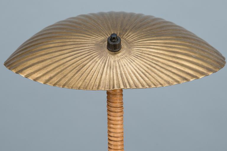 Paavo Tynell, BORDSLAMPA.