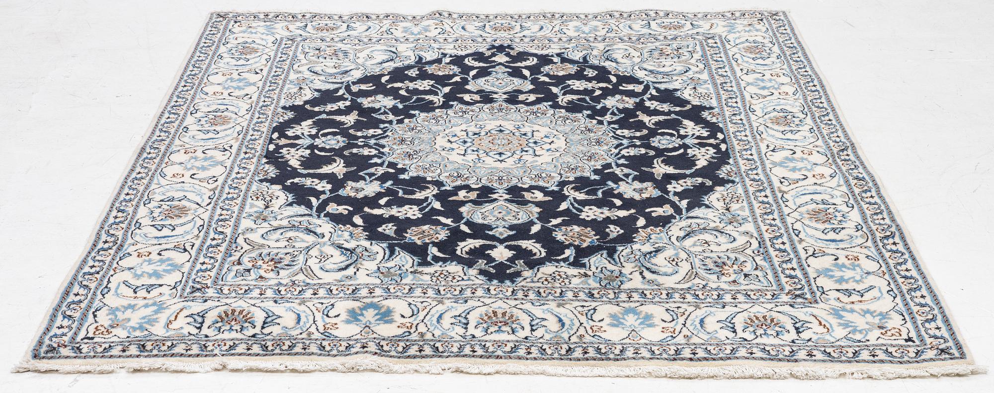 Rug, Nain, approx. 240 x 200 cm.