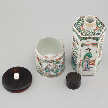 A probably 18th century chinese porcelain.