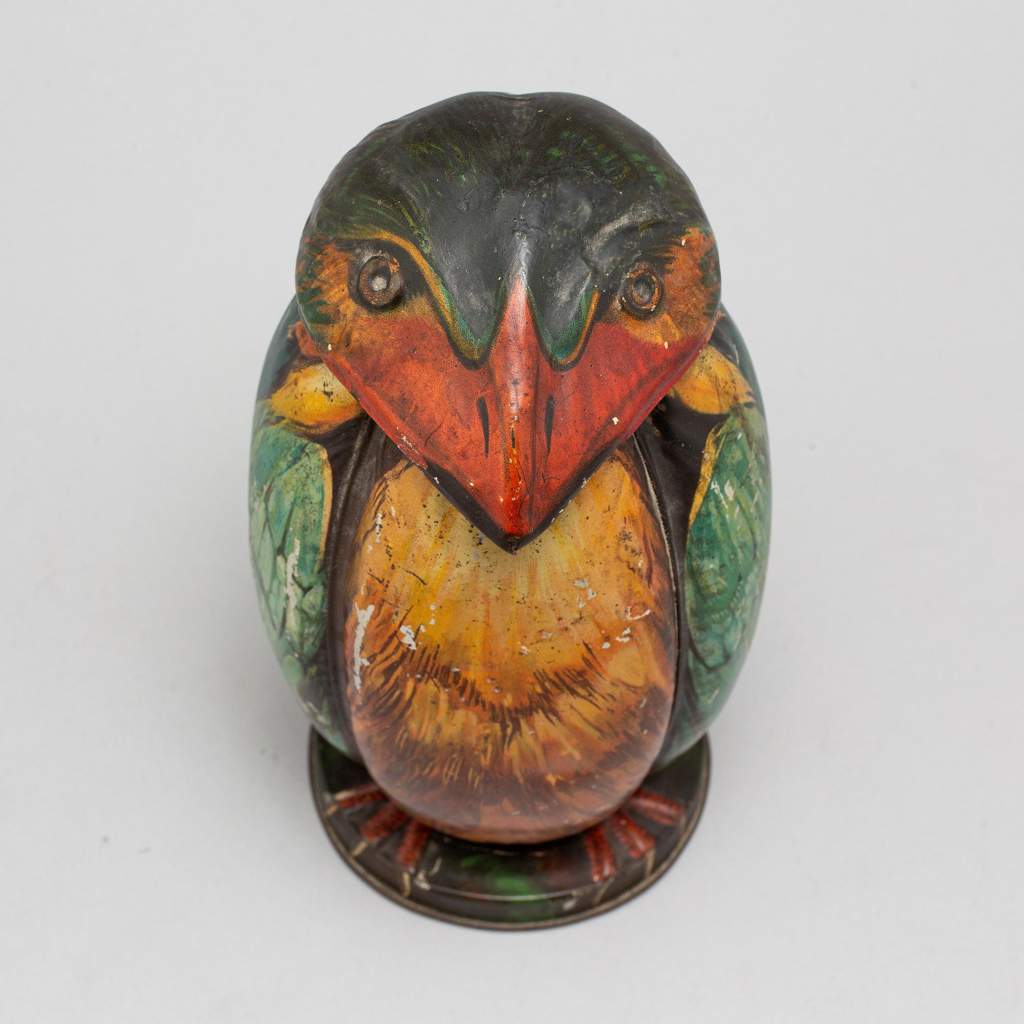 A 'Bluebird' biscuit tin from McVitie & Price, England, circa 1911.