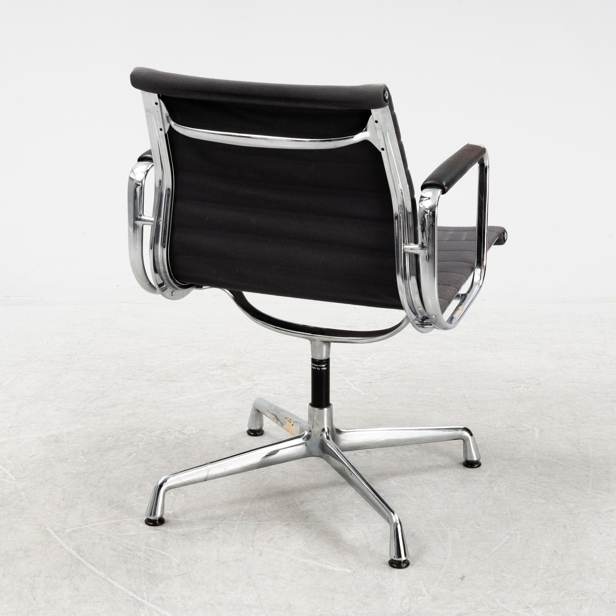Charles & Ray Eames, EA 108 office chair, Vitra.