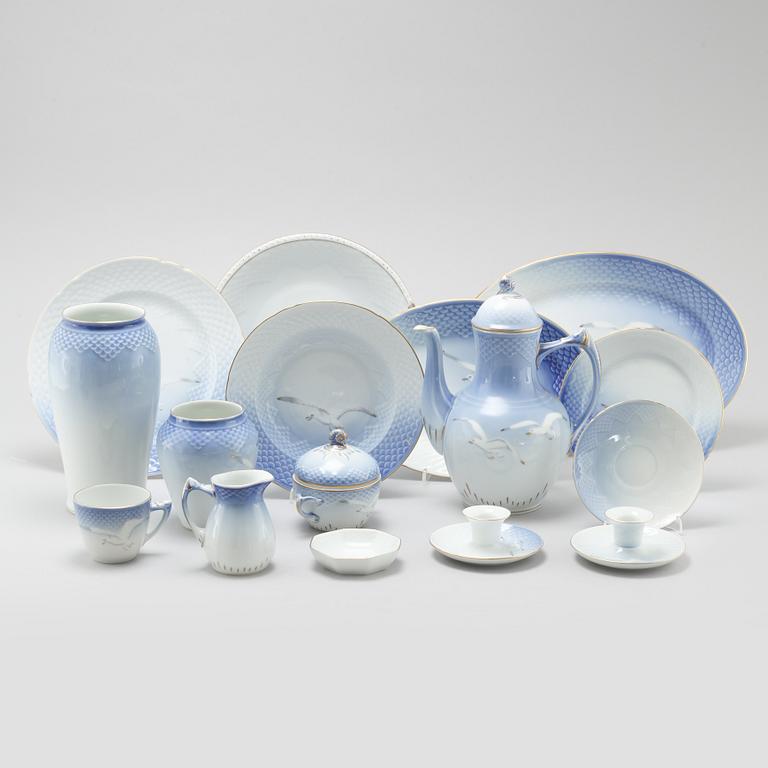 A porcelian set table ware of 57 pcs, Bing & Gröndahl, from the latter half of the 20th century.