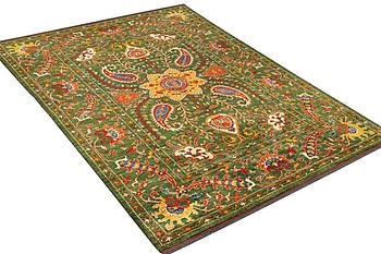 A Kazak carpet, c. 304 x 205 cm.