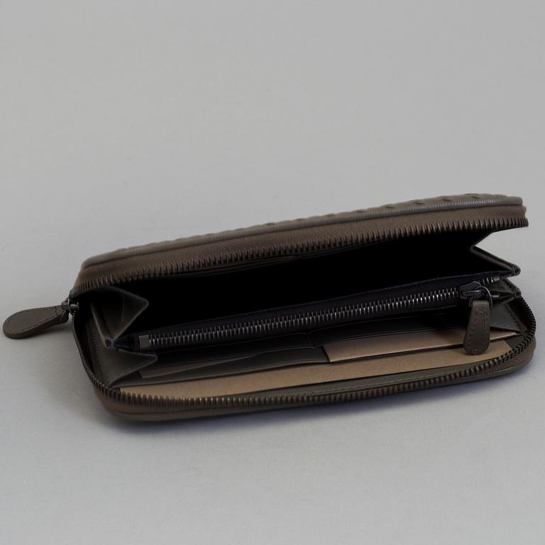 WALLET, Bottega Veneta.