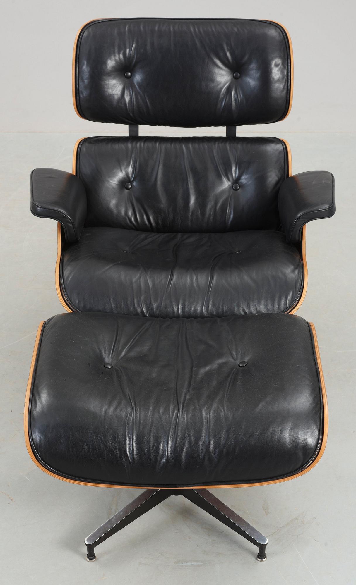 CHARLES & RAY EAMES, "Lounge chair and ottoman", Herman Miller, USA.