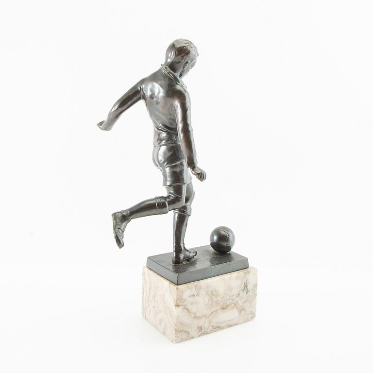 Unknown artist 20th century, sculpture Football player.
