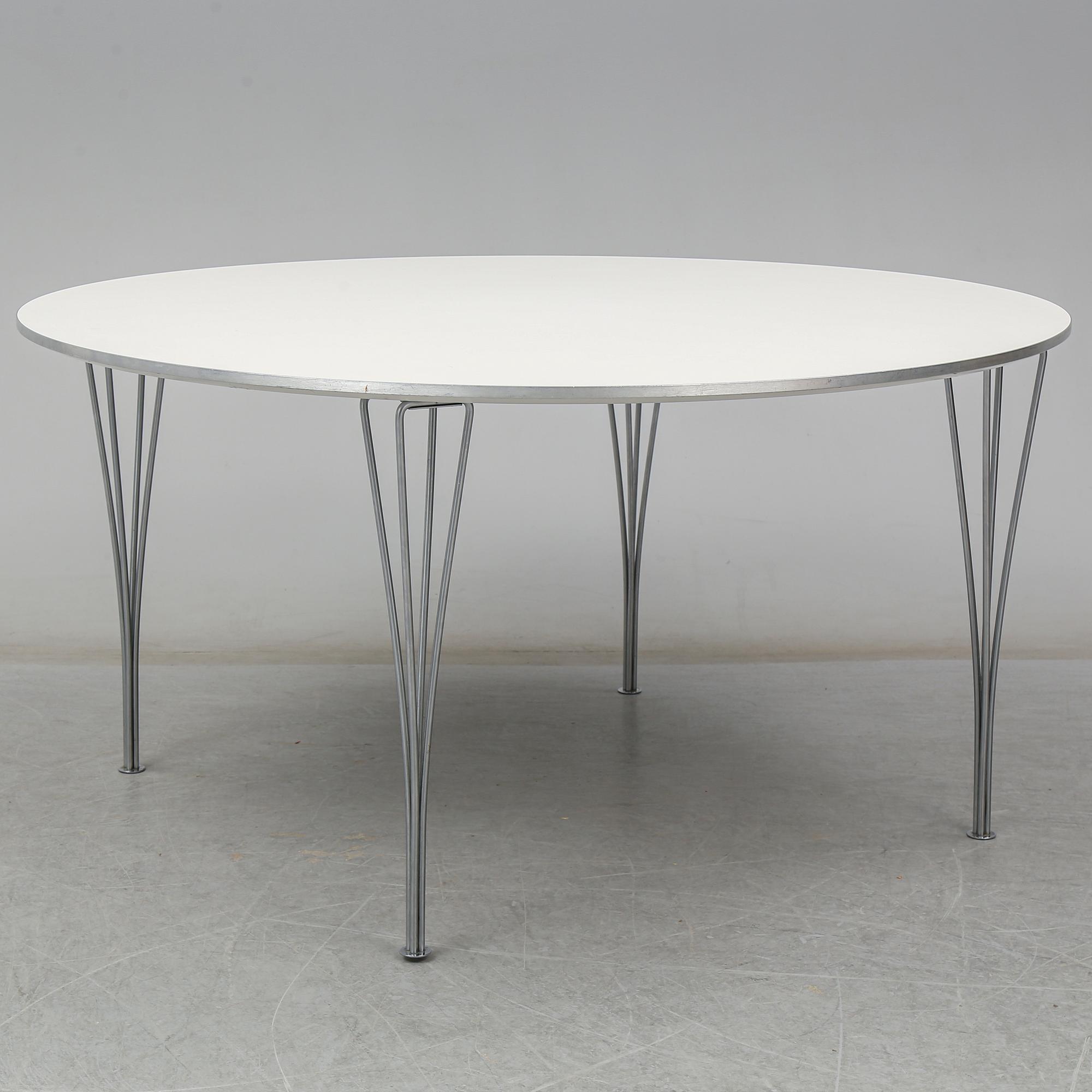 BRUNO MATHSSON & PIET HEIN, "Supercirkel" för Fritz Hansen,