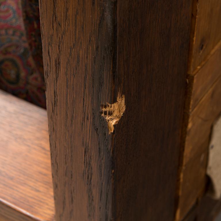 Sohva, Hotel Kämp, 1800-luvun loppu. Pituus 315 cm.