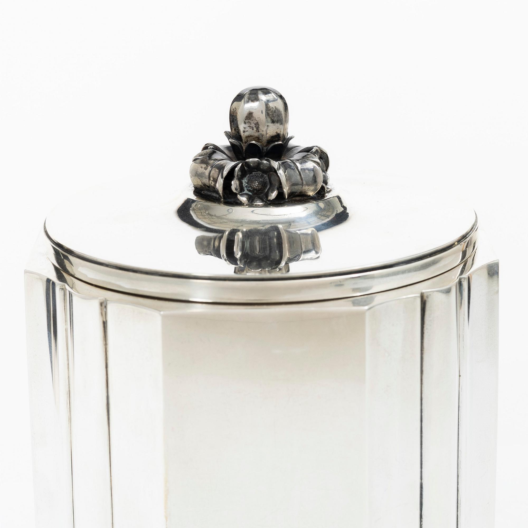 A sterling silver cigarett jar, Borgila, Stockholm, Sweden, 1951.