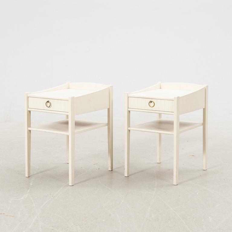 Sängbord, ett par, 1900-tal.