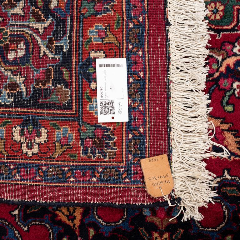 Matto, Old Mashad, ca 391 x 306 cm.