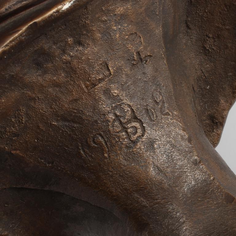 SKULPTUR, brons, monogramsignerad och daterad 1909.