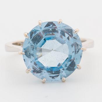 A ring with synthetic blue spinel.