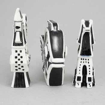 GUNNAR NYLUND, figuriner, 3 st, fisk, tupp och hund, Rörstrand 1950-60-tal.