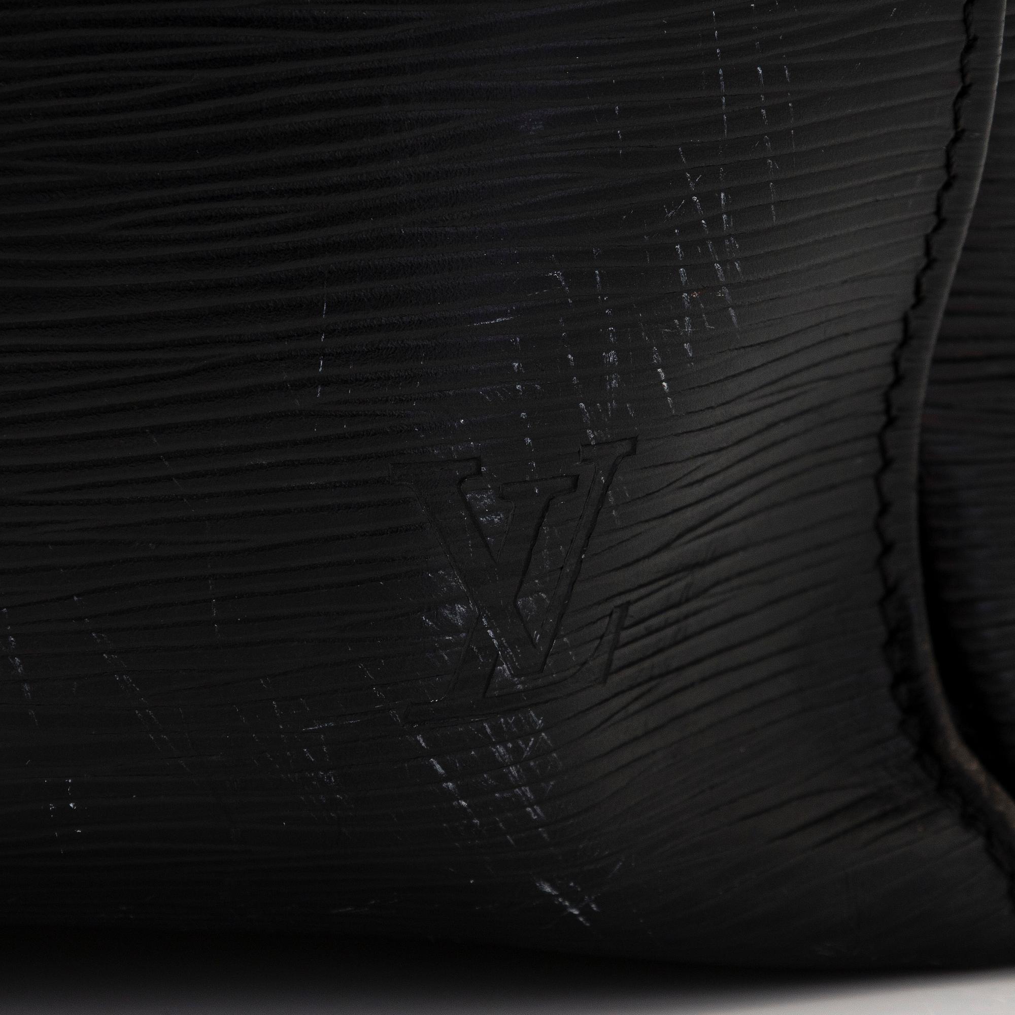 Louis Vuitton, an Epi Leather 'Keepall 45' bag.