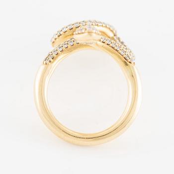 Ole Lynggaard, "Snakes ring" 18K gold with brilliant-cut diamonds.