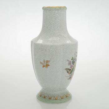 A ceramic vase, Arabia, first half of the 20th century.