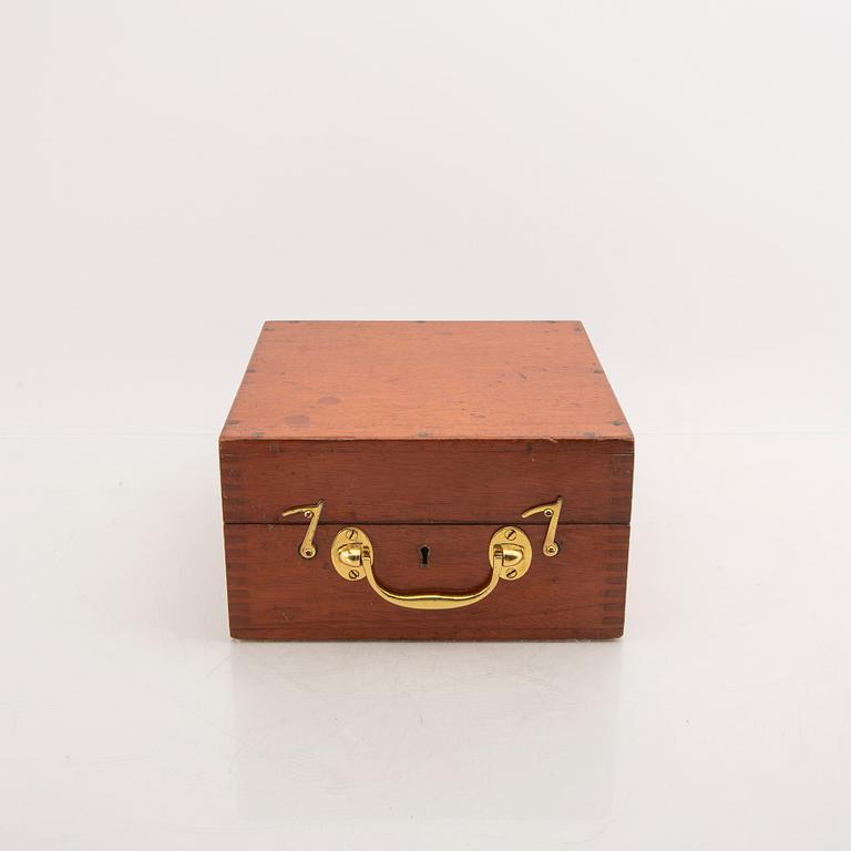 Sextant  H Huges & son ltd London daterad 1924.