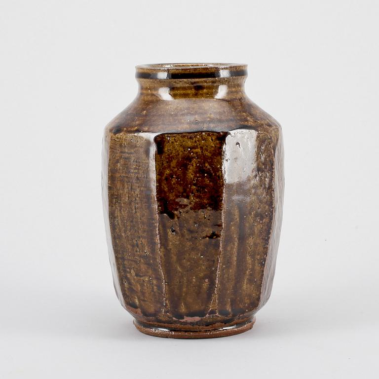 VAS, keramik. Troligen Seijiro Takeuchi, Japan. 1900-talets tredje kvartal.