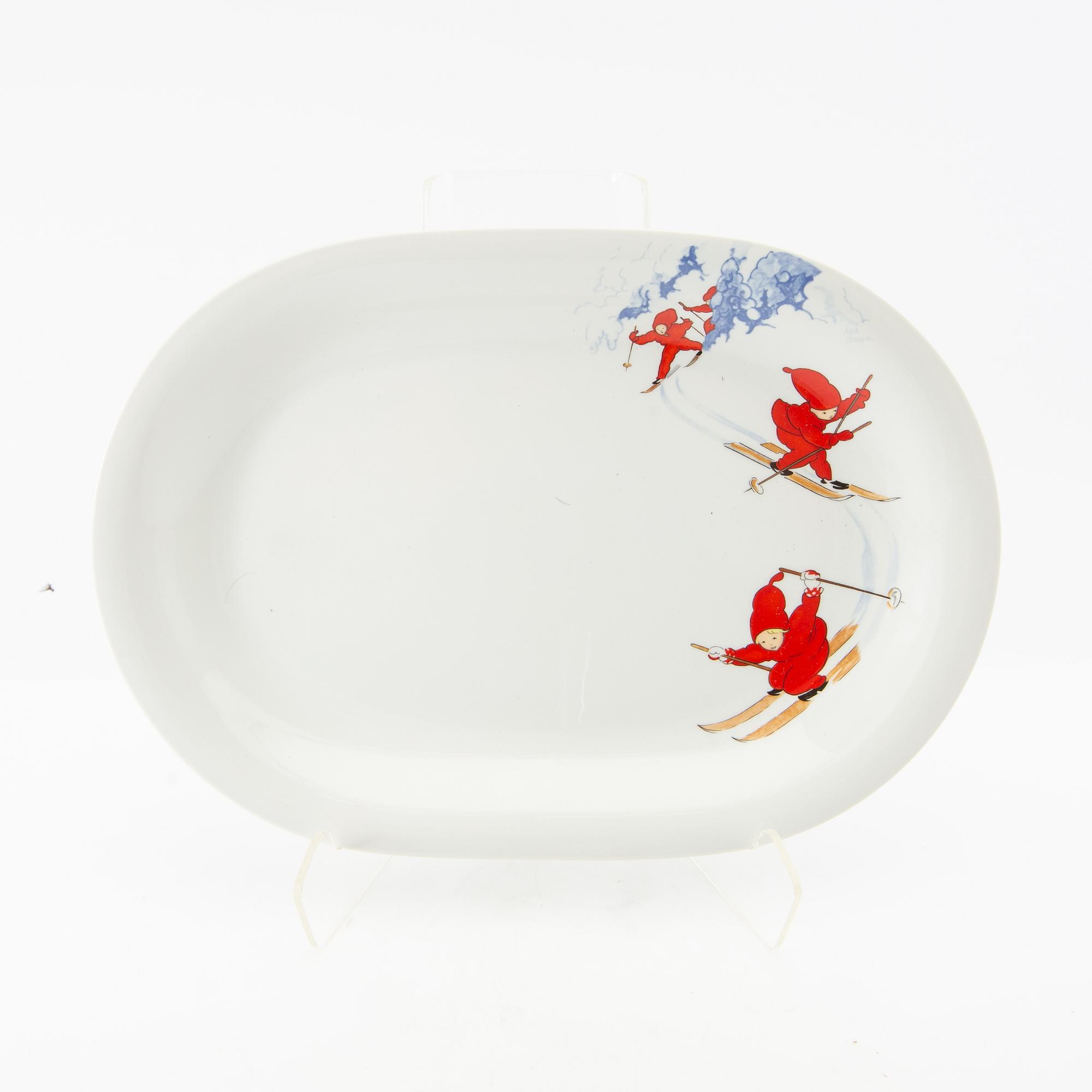 Aina Stenberg, service 27 pcs "Tomtejul", Rörstrand.