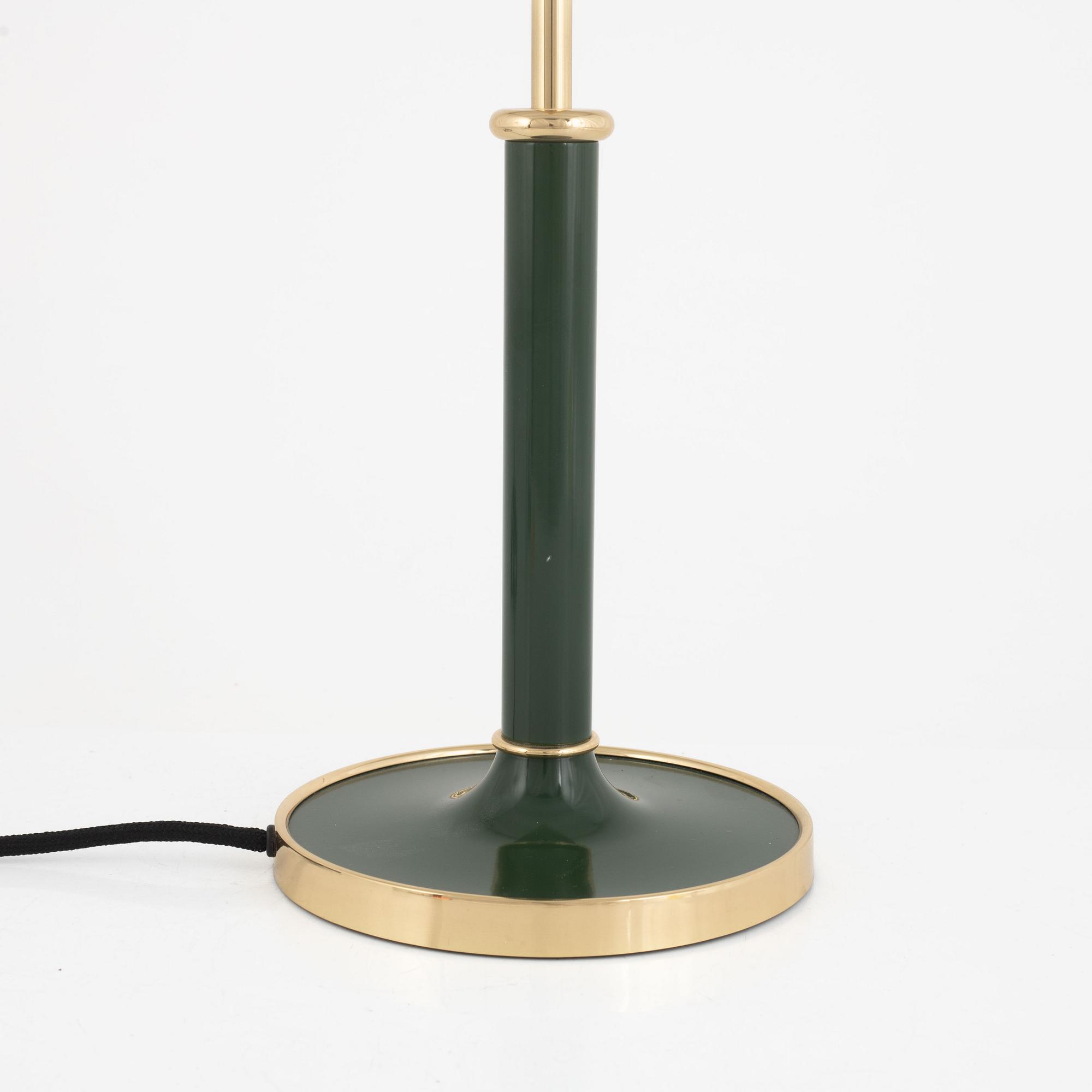 Josef Frank, bordslampa, modell "2456", Firma Svenskt Tenn.