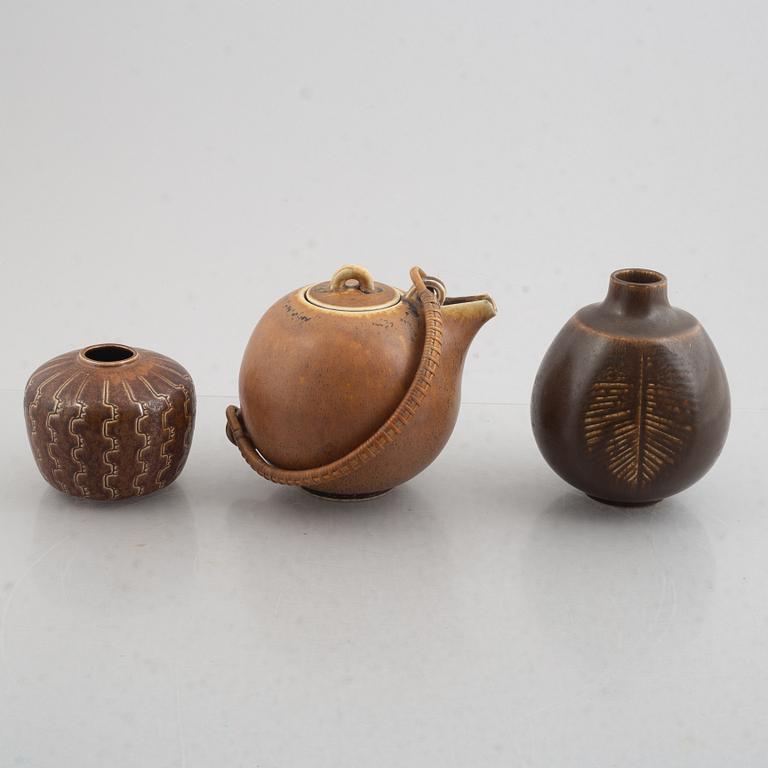 Eva Stæhr Nielsen & others, two stoneware vases and a teapot, Saxbo, Denmark, mid and first half of the 20th century.