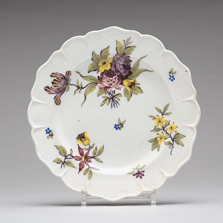 TALLRIKAR, nio stycken, fajans. Rörstrand, 1700-tal.