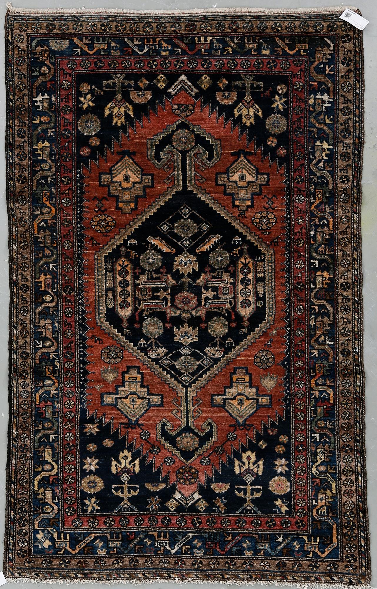 MATTA, semiantik Hamadan. 200x125 cm.