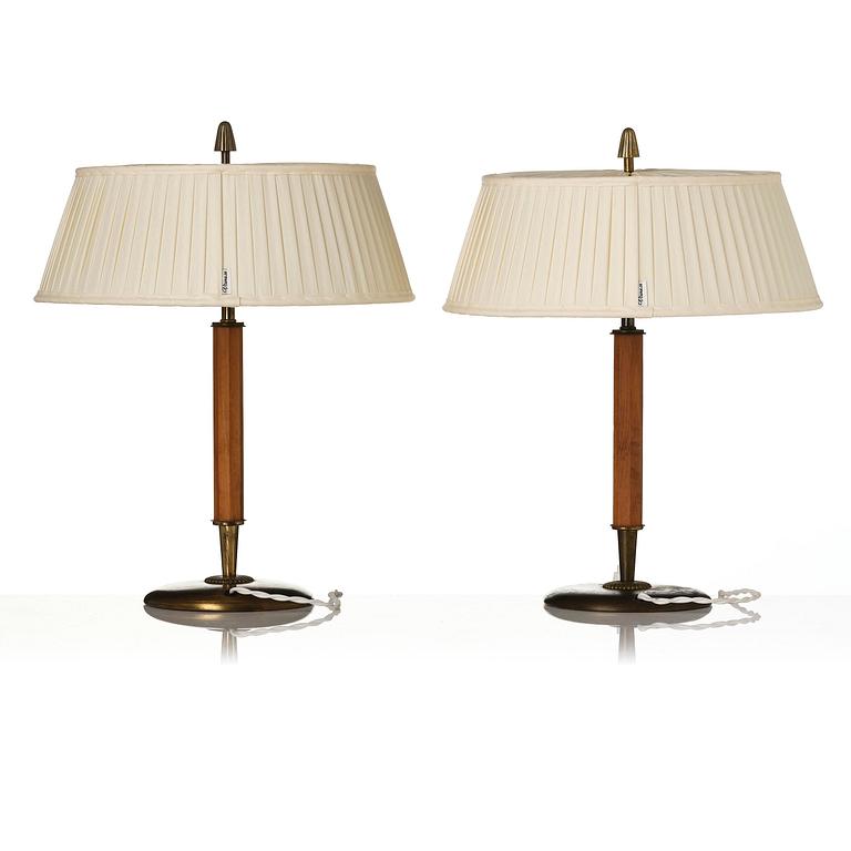 Bertil Brisborg, a pair of table lamps model 32036, Nordiska Kompaniet, Sweden, 1940s-50s.