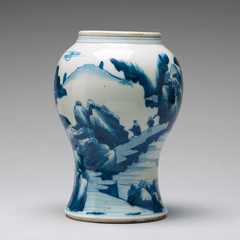 A blue and white vase, Qing dynasty, Kangxi (1662-1722).