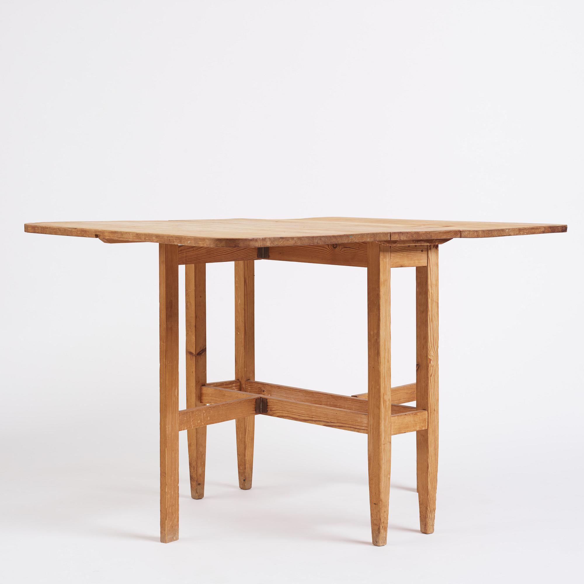 Göran Malmvall, a drop-leaf table, variant of model "128", sports cabin furniture, Karl Andersson and Söner, 1940s.