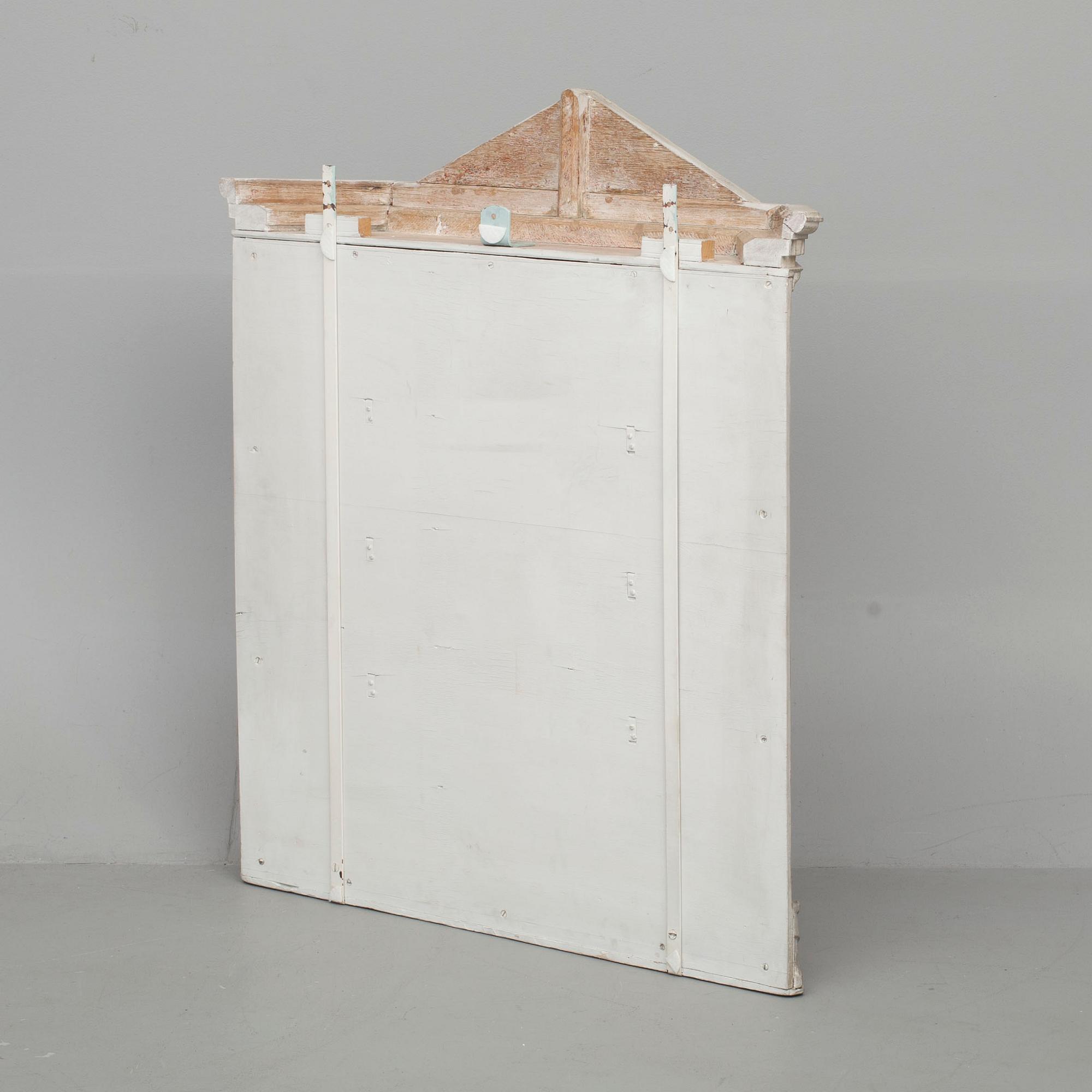 VITRIN, gustaviansk stil, 1900-tal.