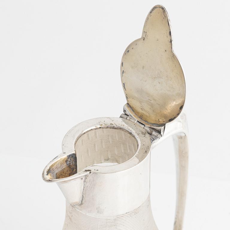 Silver and glass decanter, Gebrüder Deyhle, Schwäbisch Gmünd, Germany, around 1910.