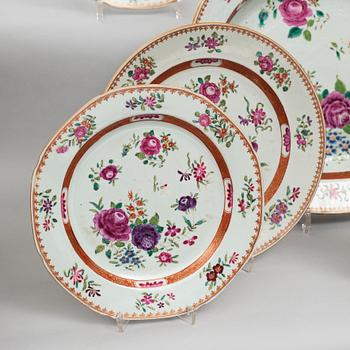 An extensive famille rose dinner service, Qing dynasty, Qianlong (1736-95). (110 pieces).